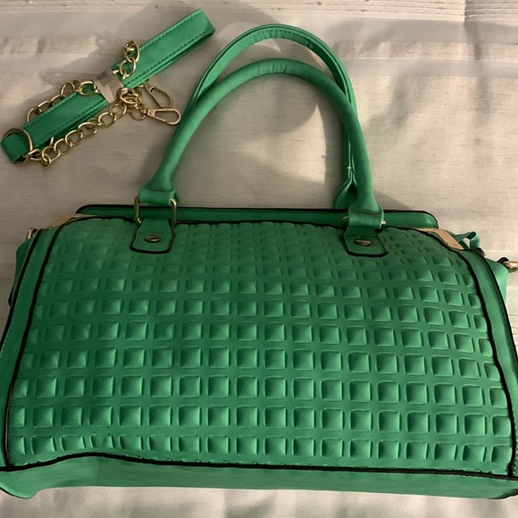 New Handbag Purse - Picture 2 of 6